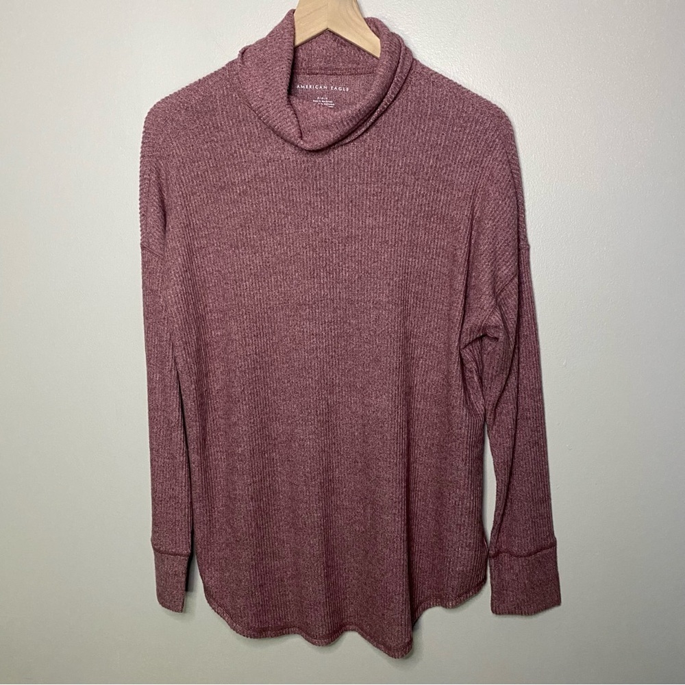 American Eagle cozy turtleneck medium red pink purple burgundy super‎ soft